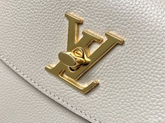 MM BB EVER LOCKME VUITTON LOUIS 0725